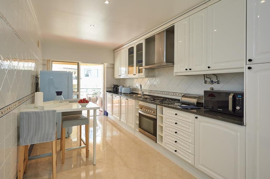 Oceanario 2 Bedroom Apartment - Sea View And Pool Cascais Esterno foto