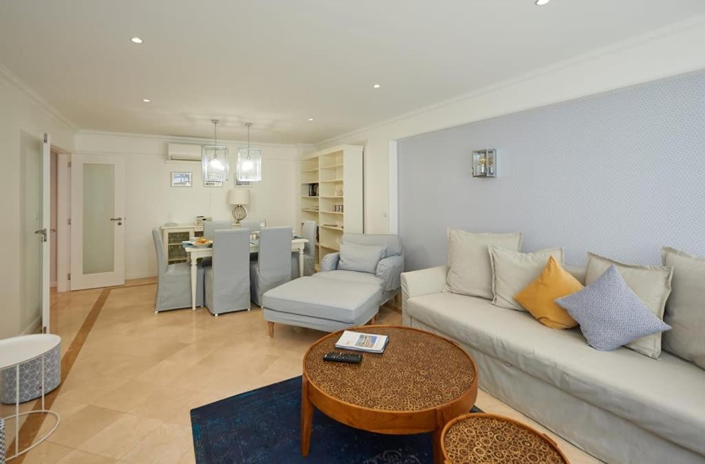 Oceanario 2 Bedroom Apartment - Sea View And Pool Cascais Esterno foto