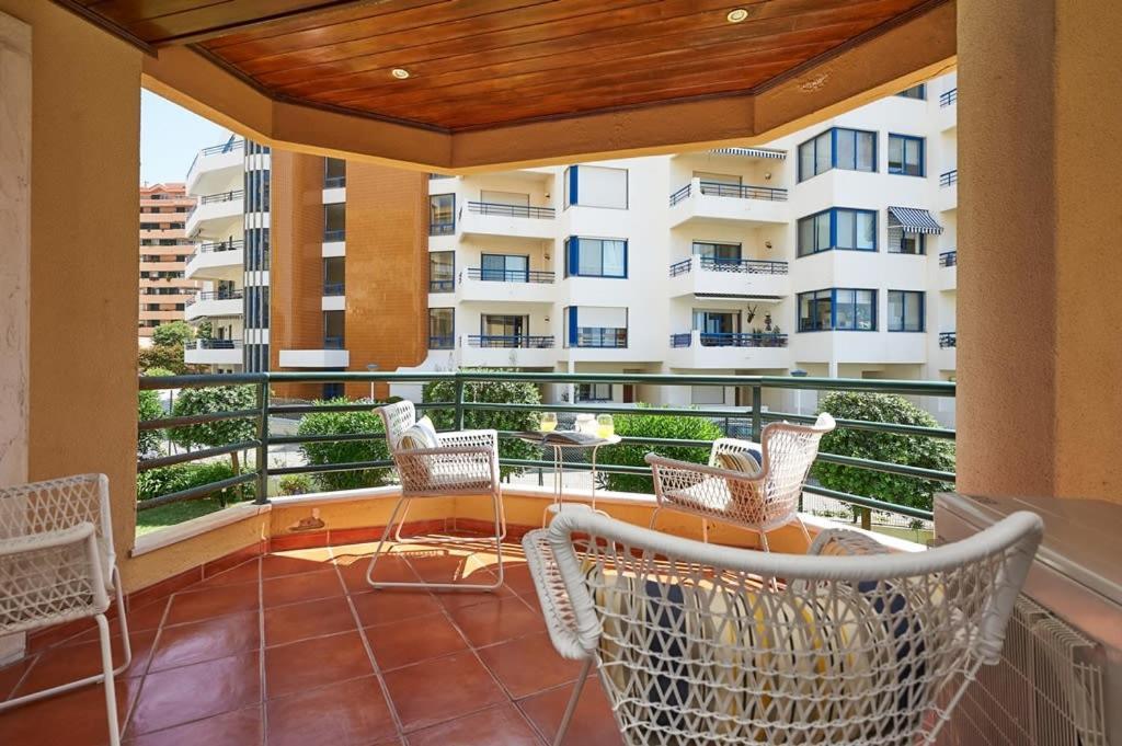 Oceanario 2 Bedroom Apartment - Sea View And Pool Cascais Esterno foto